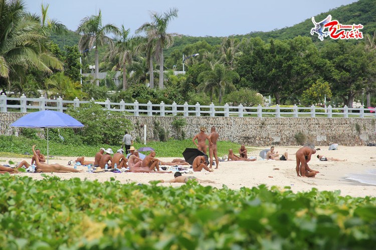 Playa nudista en Sanya, Hainan