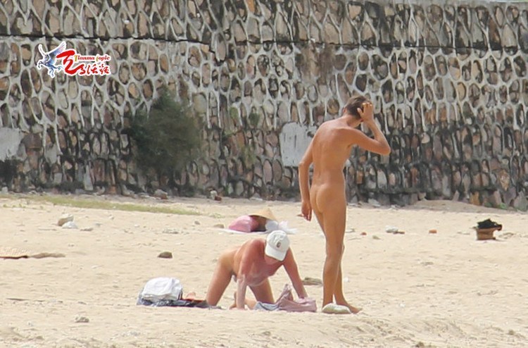 Playa nudista en Sanya, Hainan