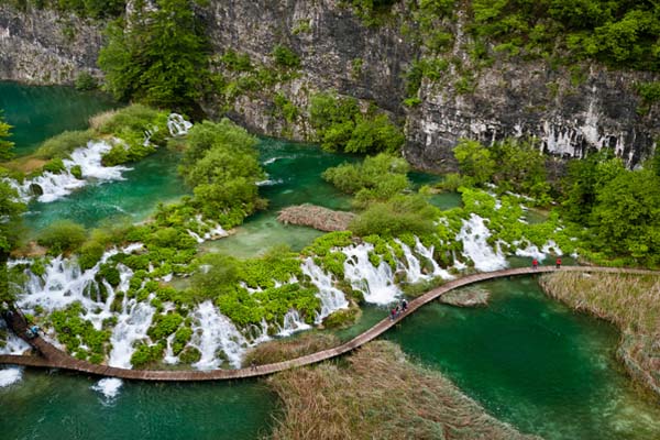 Parque Nacional de los Lagos de Plitvice , Croacia 