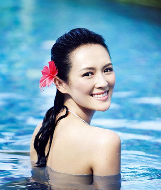 Actrices chinas posan sexy en la piscina Spanish china org cn 中国最权威的西班牙