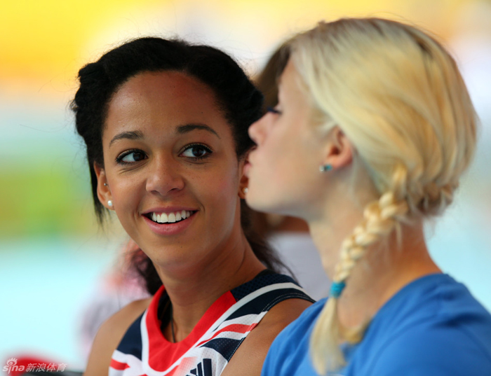 Las chicas guapas en el campo del Campeonato Mundial de Atletismo 2013 7