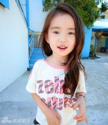 10 Fotos de la niña coreana más guapa y popular en el internet