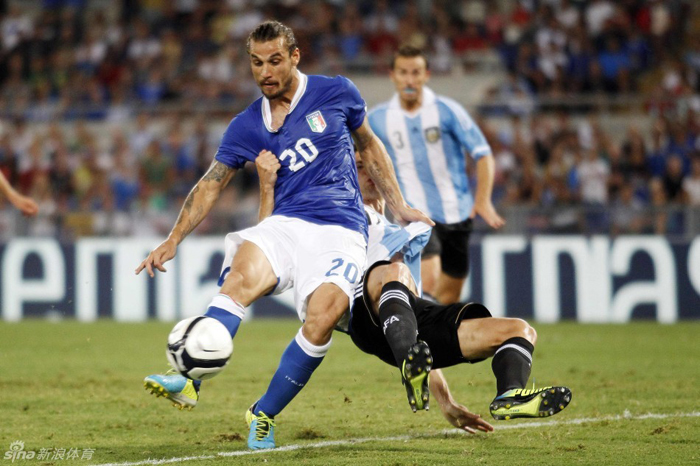 La Argentina sin Messi derrotó a Italia en el amistoso en honor al Papa 4