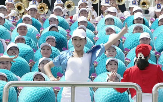 Cinco mujeres más guapas en Corea del Norte,Zheng Meixiang