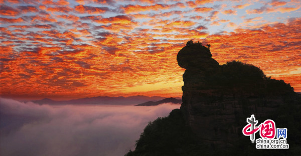 Taining, el lugar fascinante de nubes arreboladas de China2