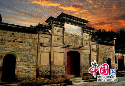 Taining, el lugar fascinante de nubes arreboladas de China11