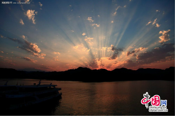 Taining, el lugar fascinante de nubes arreboladas de China15