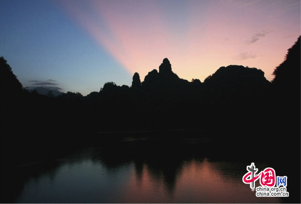 Taining, el lugar fascinante de nubes arreboladas de China19