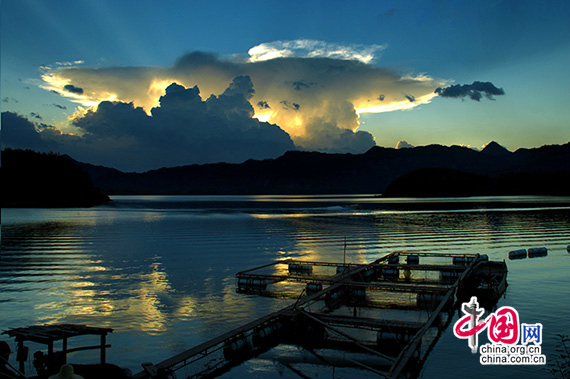 Taining, el lugar fascinante de nubes arreboladas de China22