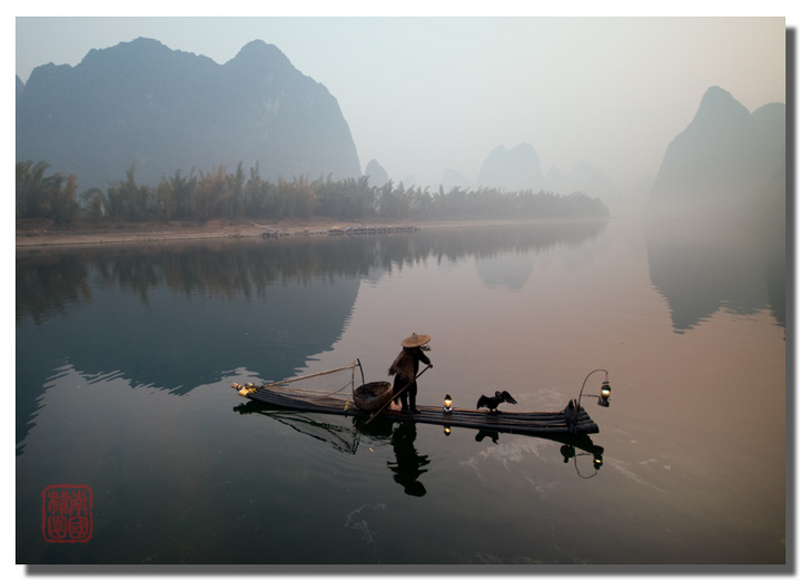 Increíble paisaje del Río Lijiang, una pintura con base de tinta china8