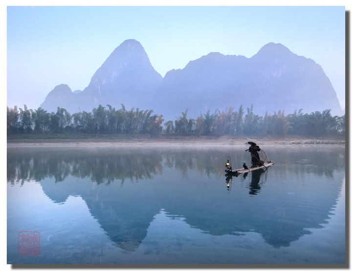 Increíble paisaje del Río Lijiang, una pintura con base de tinta china10