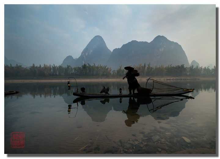 Increíble paisaje del Río Lijiang, una pintura con base de tinta china13