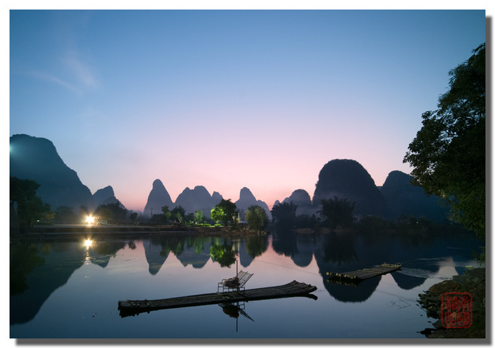 Increíble paisaje del Río Lijiang, una pintura con base de tinta china16