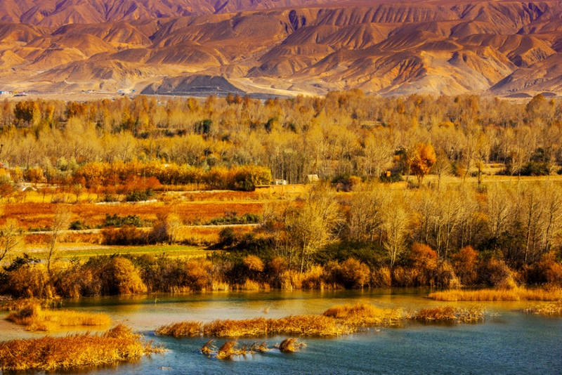 Topografía Danxia de Qinghai, tallado maravilloso de la Naturaleza2