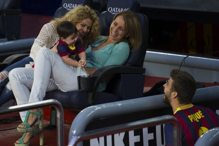 Shakira lleva a Milán al Cam Nou para apoyar a Piqué 5