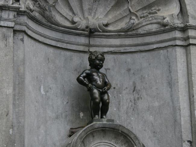 8. Manneken Pis, Bruselas