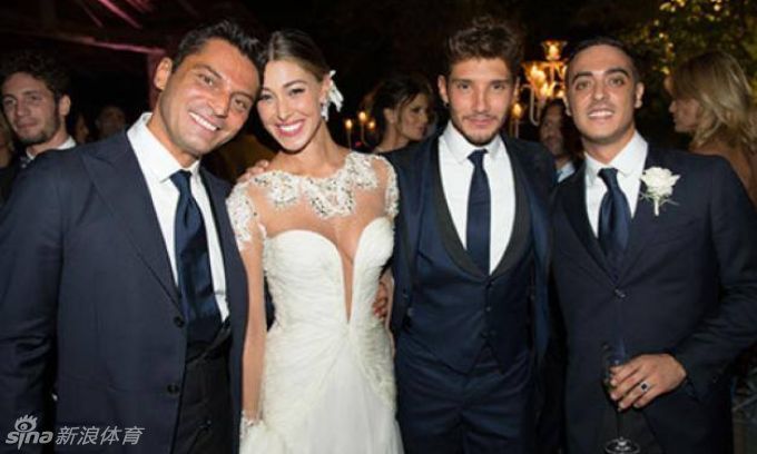 La sexy diosa de la liga italiana Belen Rodriguez contrae matrimonio con Stefano De Martino 13