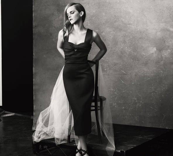 Emma Watson posa del lado elegante en revista