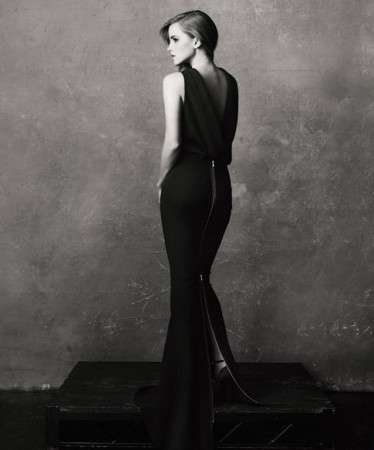 Emma Watson posa del lado elegante en revista