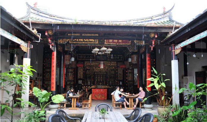 Cafetería en un templo ancestral de Xiamen4