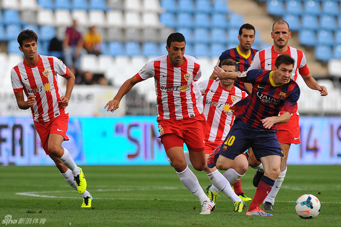 El Barça logra un siete de siete ante el Almería 4