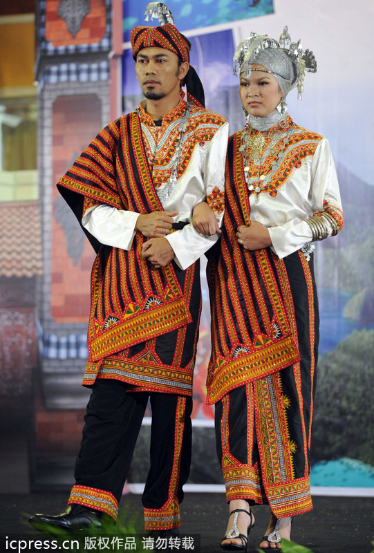 Vestido tradicional de la novia de Indonesia