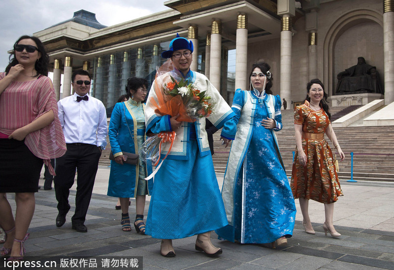 Vestido tradicional de la novia de Mongolia