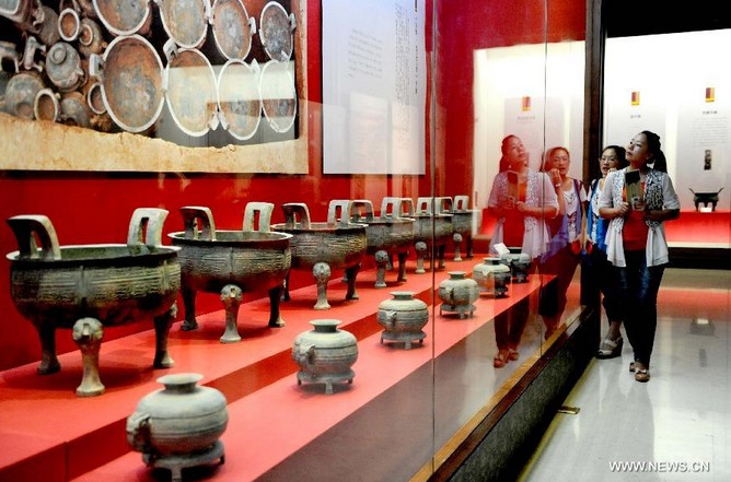 Inicia la exposición de vasijas Ding en Zhengzhou1