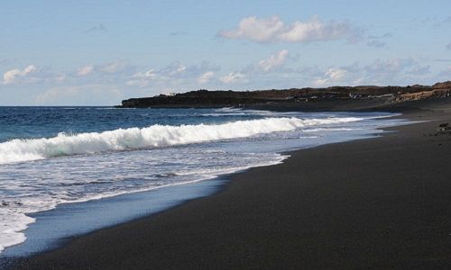 10 playas multicolores alrededor del mundo