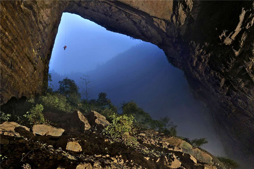 Se descubren cuevas gigantes en Chongqing, China por los exploradores estadounidenses