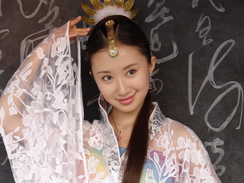 Las 10 hermosas actrices chinas en traje antiguo 7