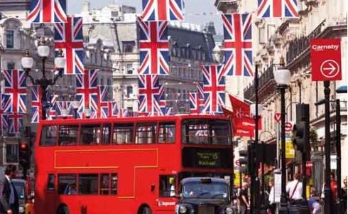 Reino Unido simplificará proceso de visas para turistas chinos