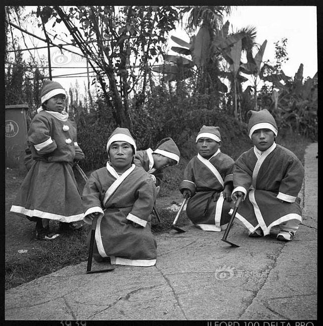 Fotografía: vida real de los enanos chinos 