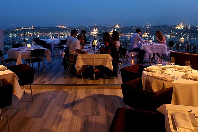 Top 10 restaurantes con las vistas más bellas 3