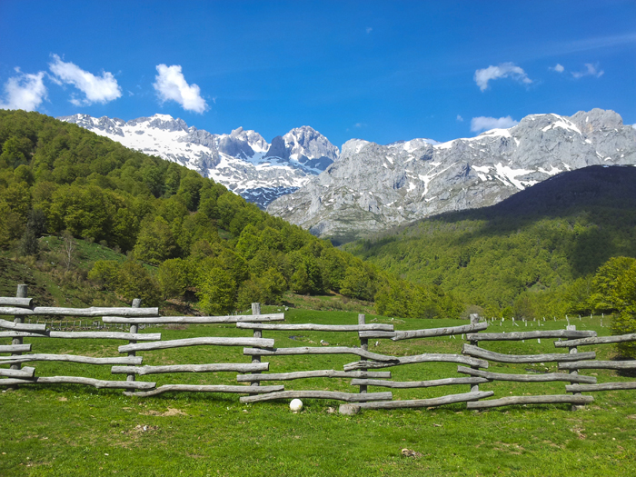 El parque nacional más hermoso de España —— Parque Nacional de los Picos de Europa 9