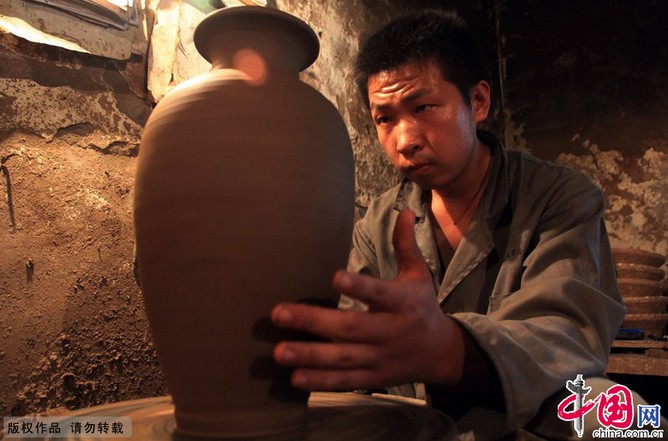 Técnicas artesanales de la antigua cerámica del río Amarillo2
