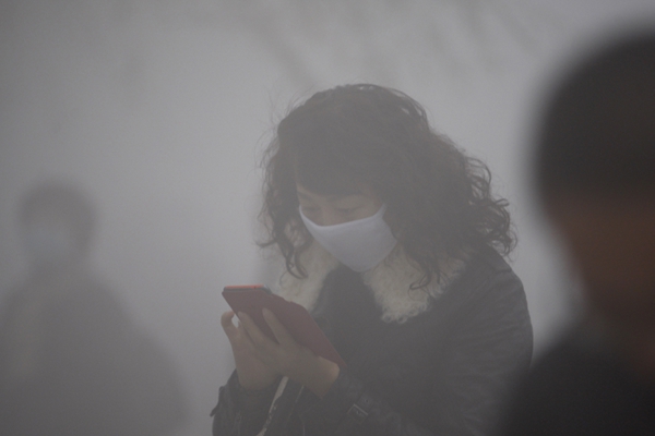 Ciudad china se ahoga en nube tóxica de contaminación