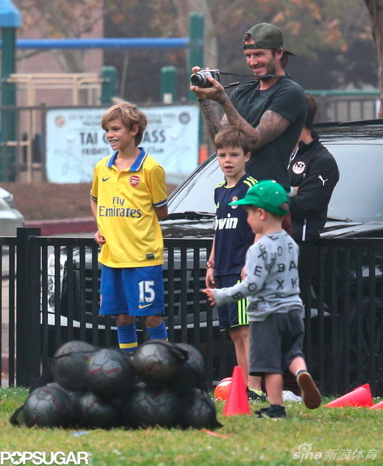 La adorable pequeña princesa Harper Seven Beckham con su familia en parque de Los Ángeles10