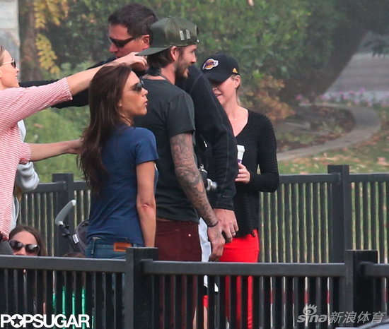 La adorable pequeña princesa Harper Seven Beckham con su familia en parque de Los Ángeles12