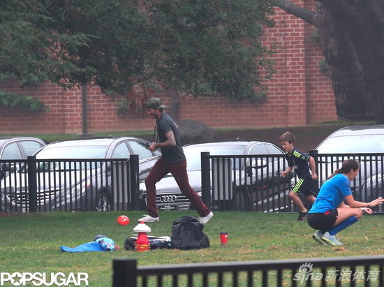 La adorable pequeña princesa Harper Seven Beckham con su familia en parque de Los Ángeles18