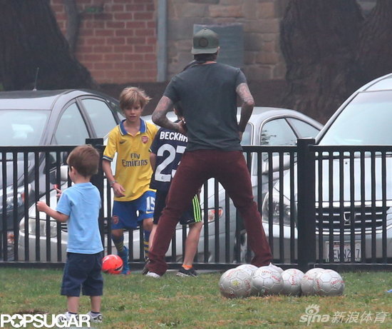 La adorable pequeña princesa Harper Seven Beckham con su familia en parque de Los Ángeles19