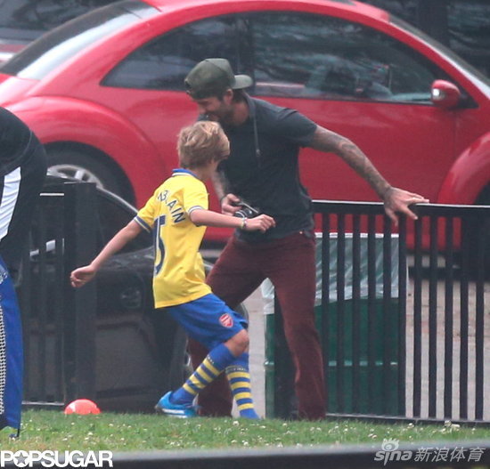 La adorable pequeña princesa Harper Seven Beckham con su familia en parque de Los Ángeles21