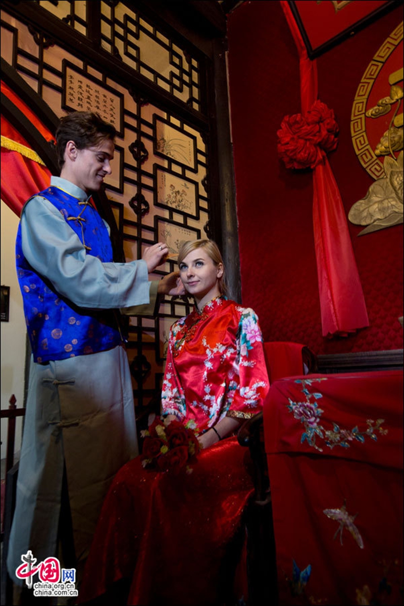 20 parejas celebran su boda de estilo tradicional chino en antiguo pueblo Zhoucun16