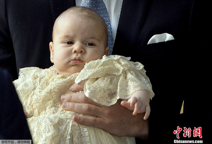 Bautizaron al príncipe George, hijo de William y Kate Middleton