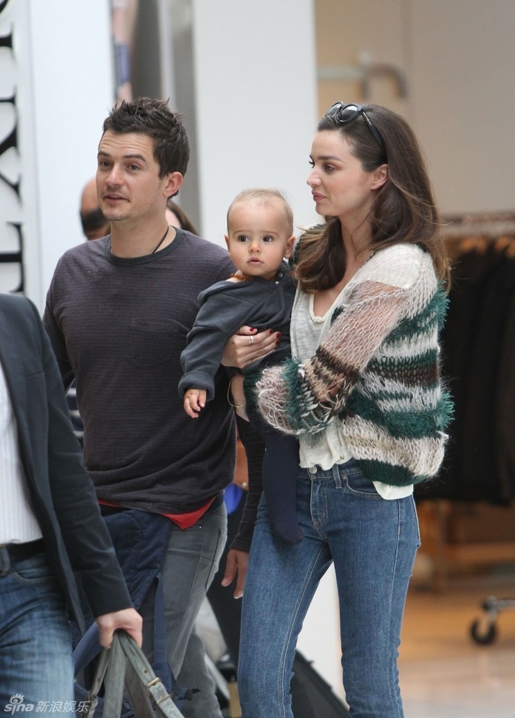 Momentos cariñosos de la supermodelo Miranda Kerr y su ex esposo Orlando Bloom 