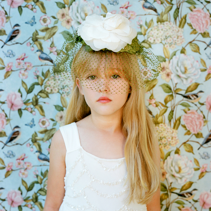 Niñas angelicales de 7 años con sombreros de flores16