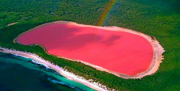 Top 10 lagos pintados en colores del mundo 1