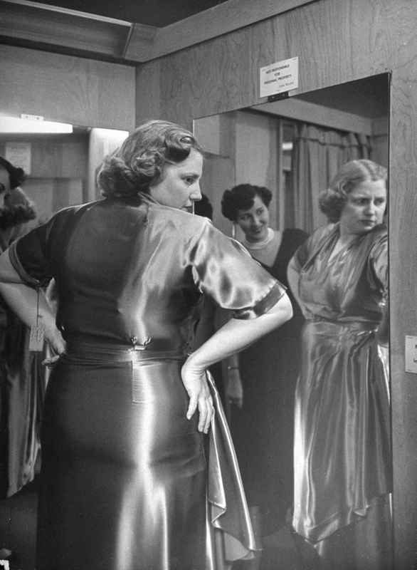 Revelan fotos de vida de la mujer más gorda en los años 50 del Siglo XX