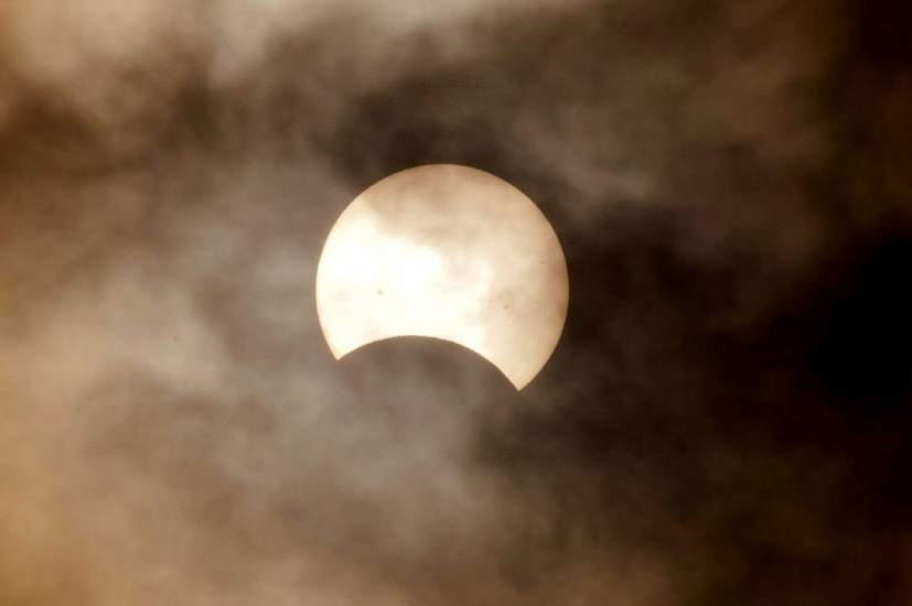 Espectacular eclipse híbrido de sol, un fenómeno visible diez veces cada siglo