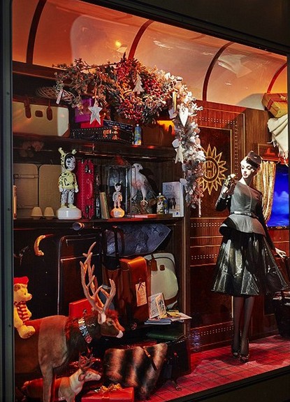 Lujosos escaparates navideños en “Harrods Express”8